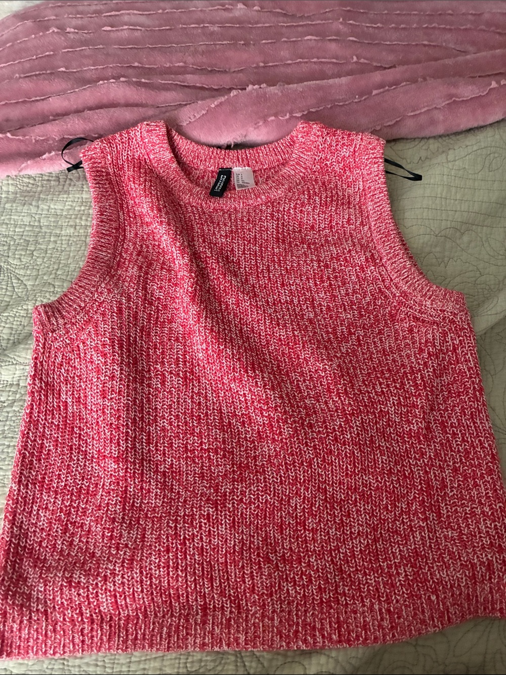 H&M red Marled Crewneck Sleeveless Sweater